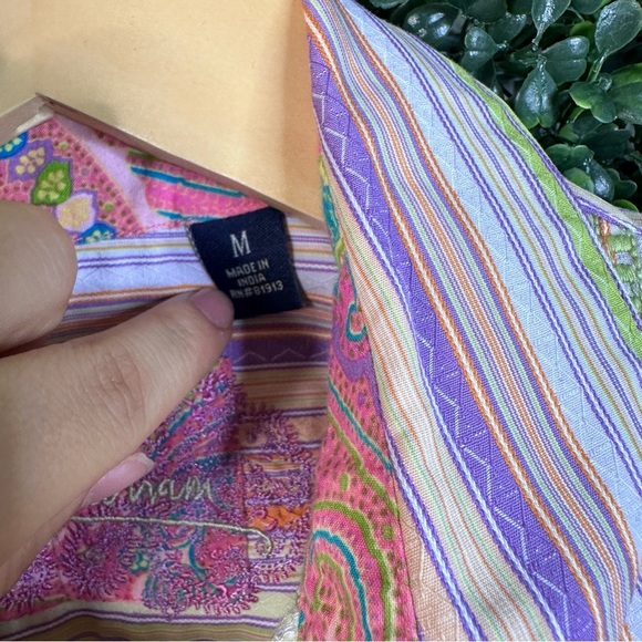 Robert Graham Knowledge wisdom truth multicolor longsleeve ladies top medium - Picture 3 of 10